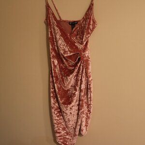 PINK VELVET TIGHT DRESS